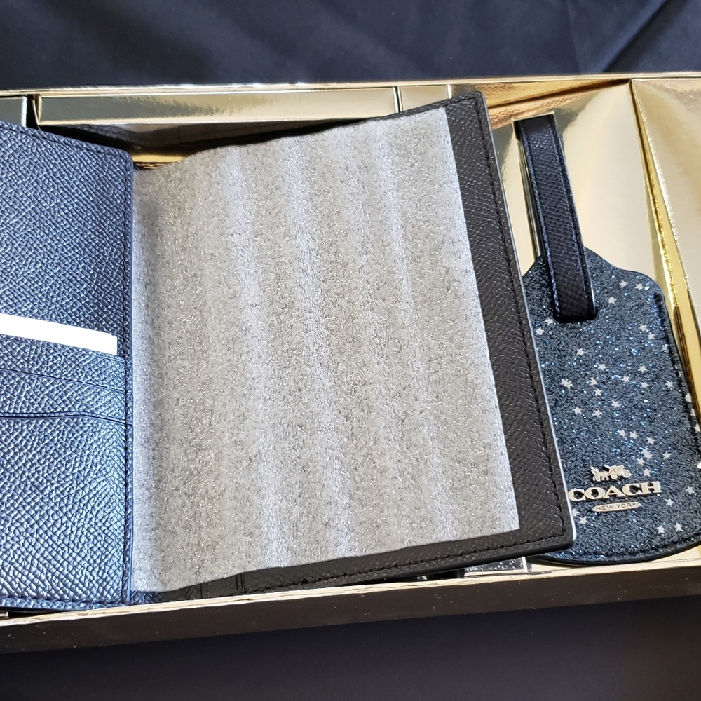 Coach blue passport holder and luggage tag